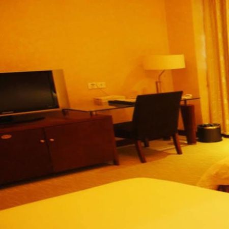 Changshu Kaiyue International Hotel Bagian luar foto